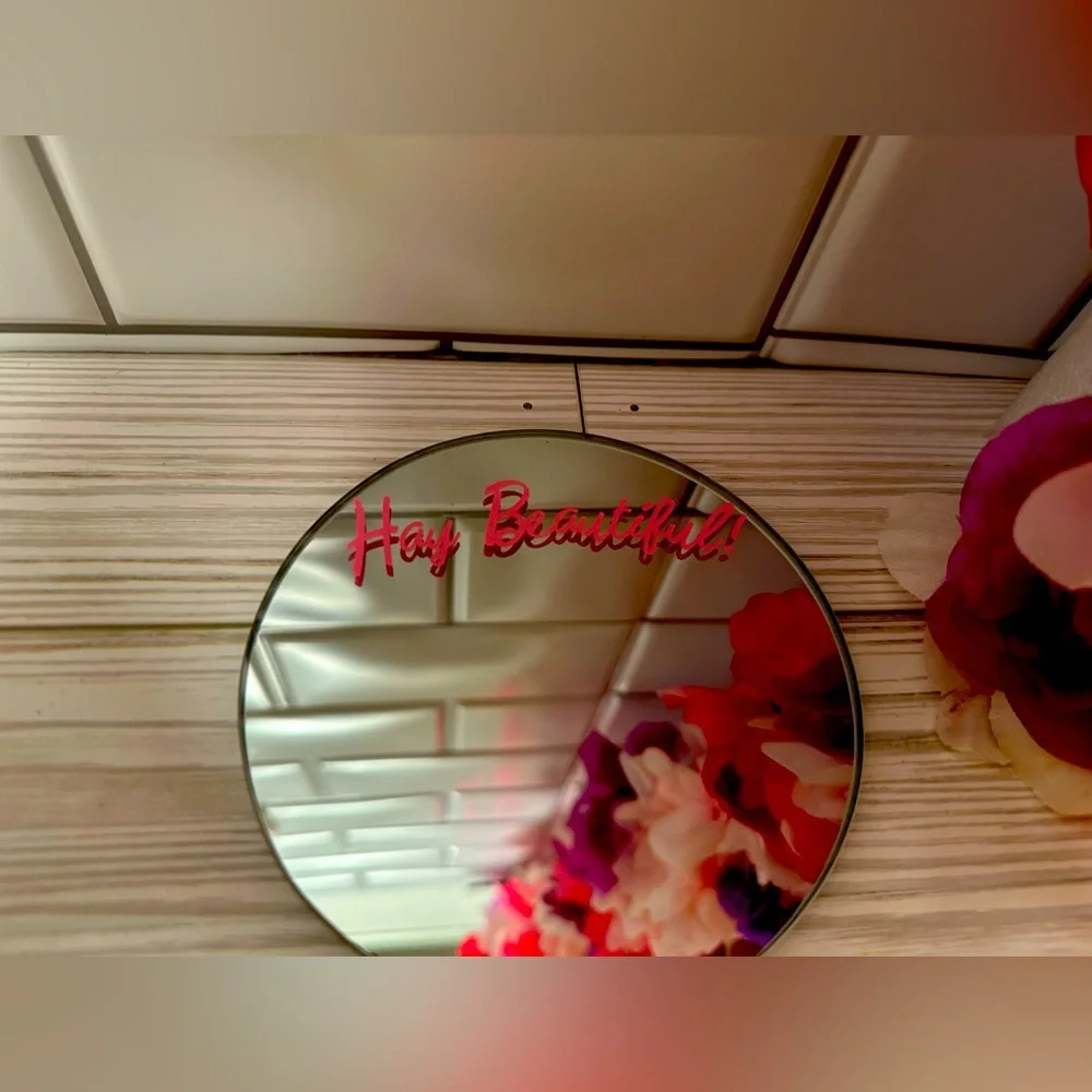 Note to Self (Reminder Mirror)